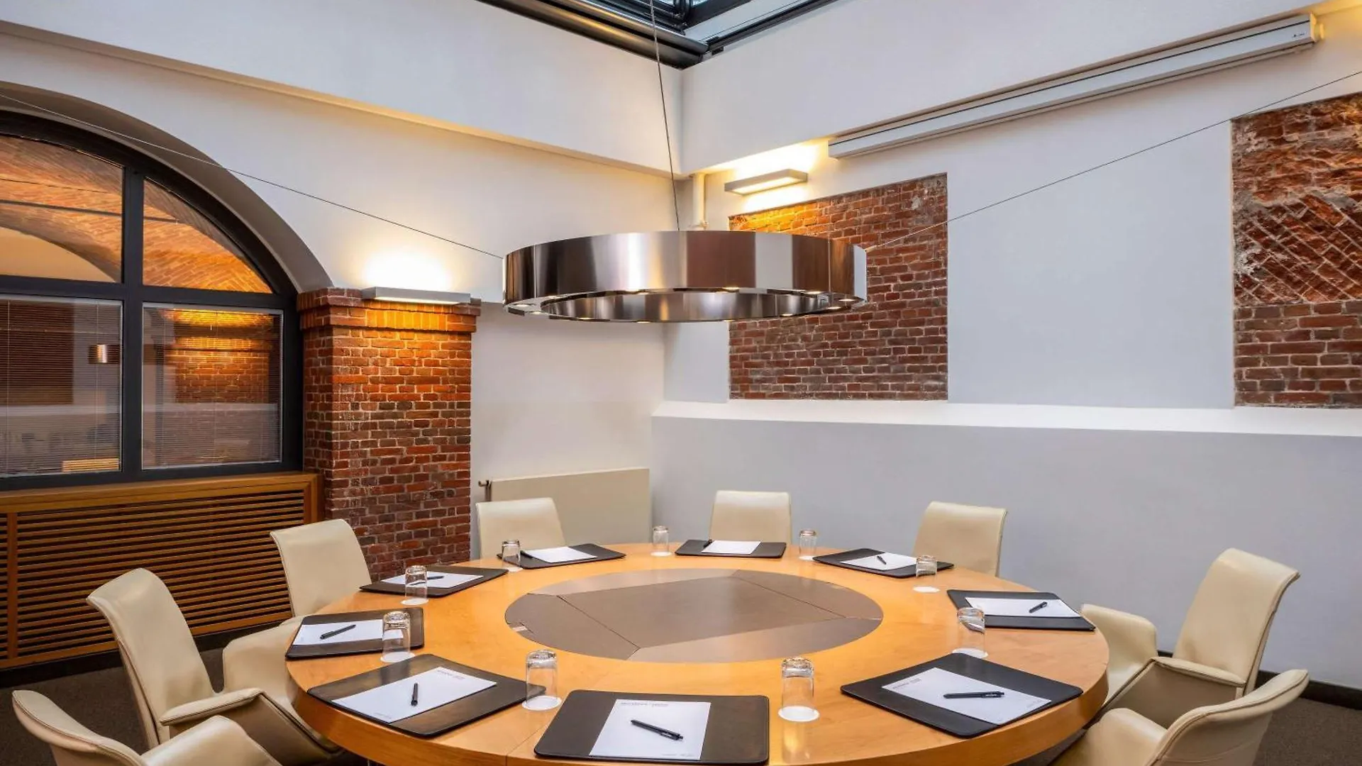 Moevenpick Hotel Hamburg City 4*,  Germany