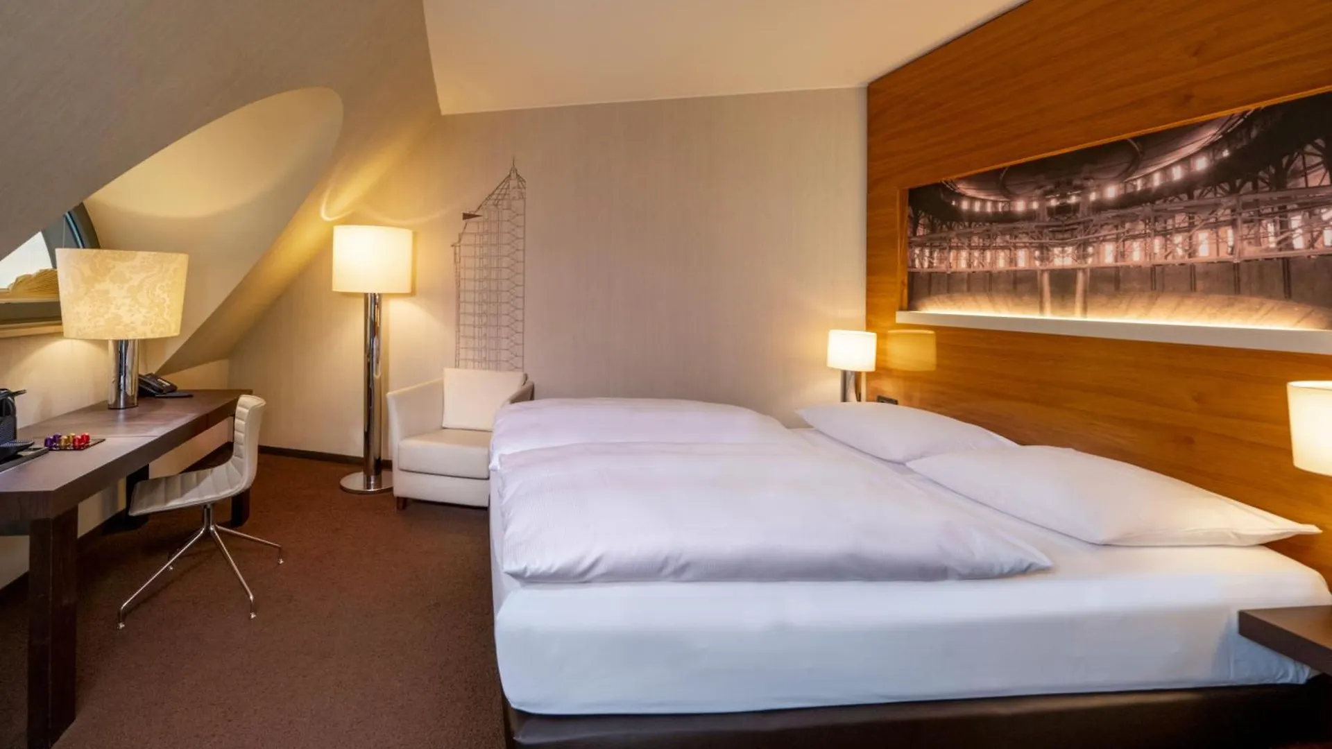 Moevenpick Hotel Hamburg City Almanya